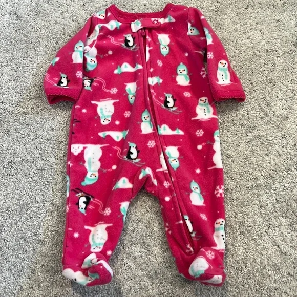 Carter’s newborn fleece zip up footie pajamas with winter characters - Picture 1 of 1